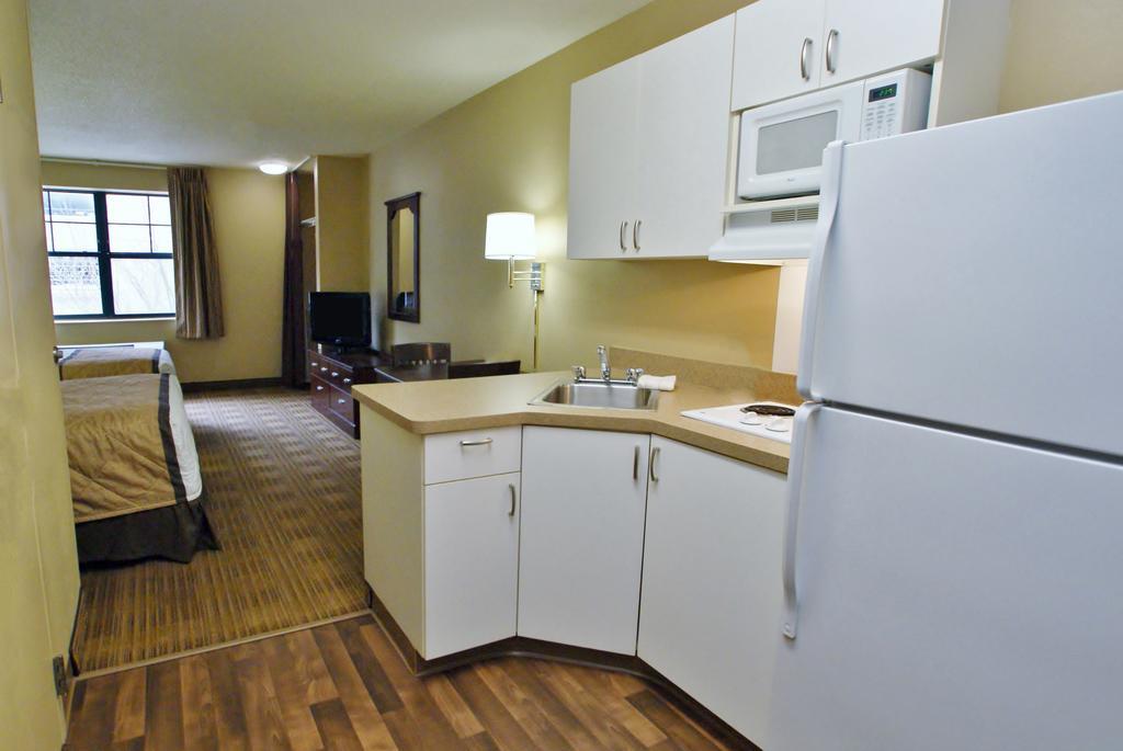 Extended America - Chicago - Midway Hotel 2*